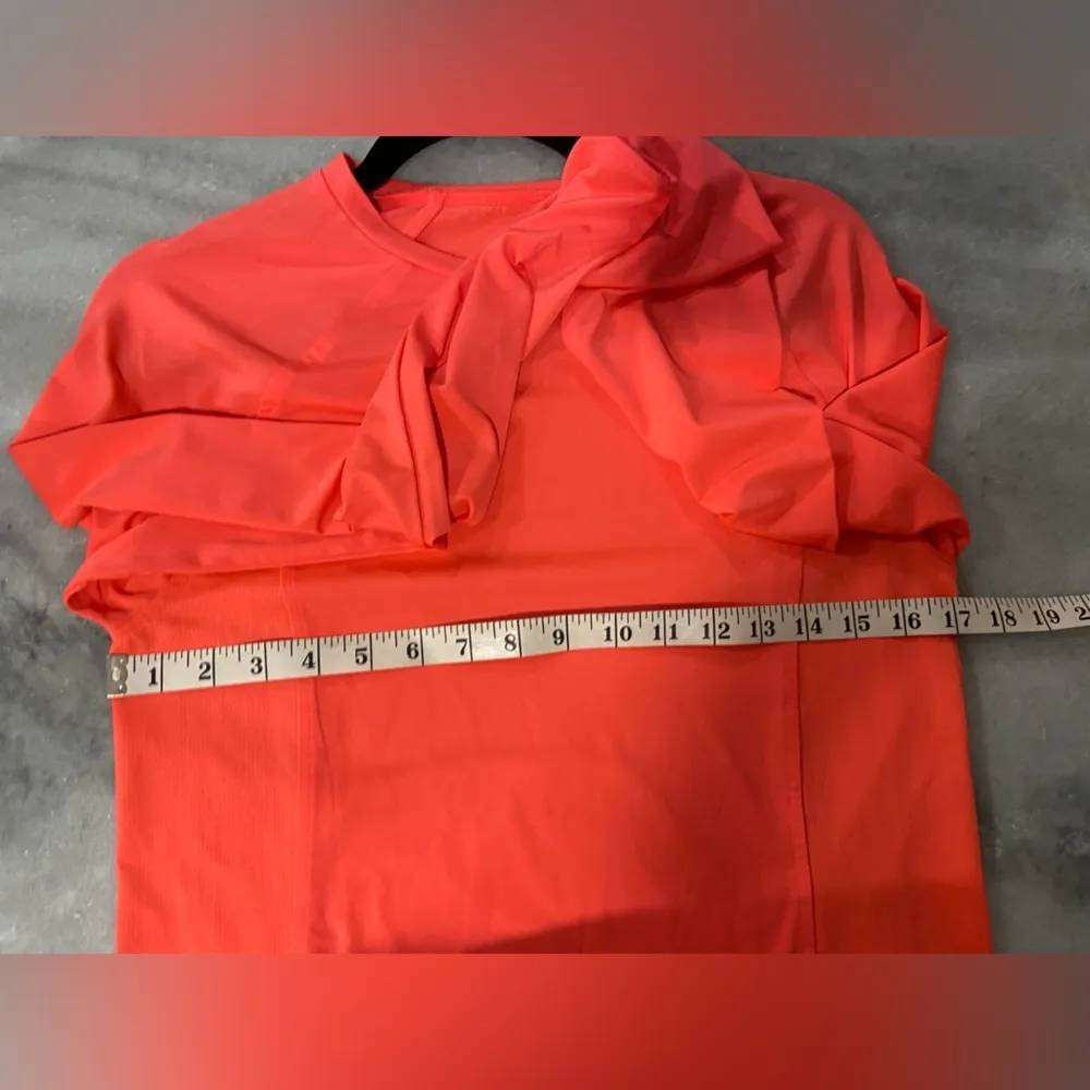 Old Navy Neon Coral Long Sleeve Crew Neck Activewear Top Thumbholes Size M - Image 9
