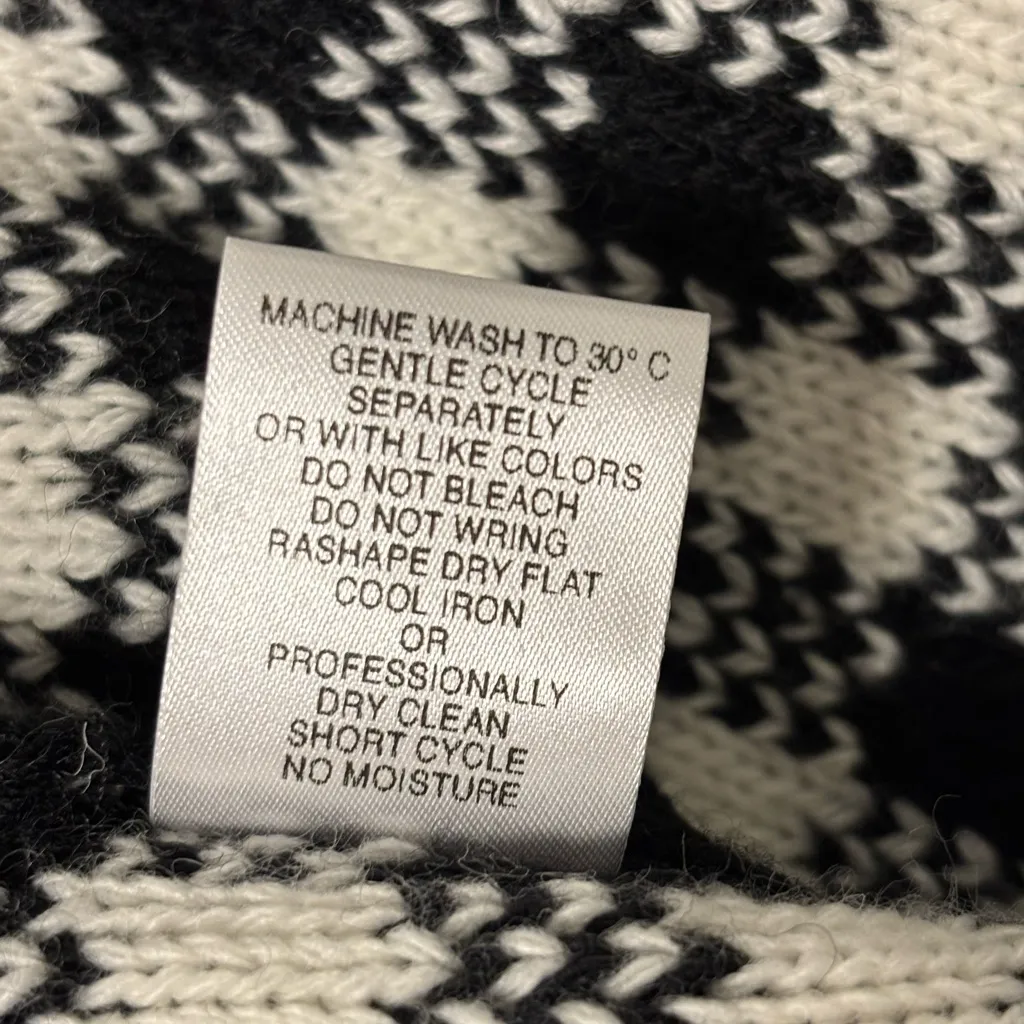 Bianca G. Black and White Checkered wool blend Cardigan Size Medium - Image 9