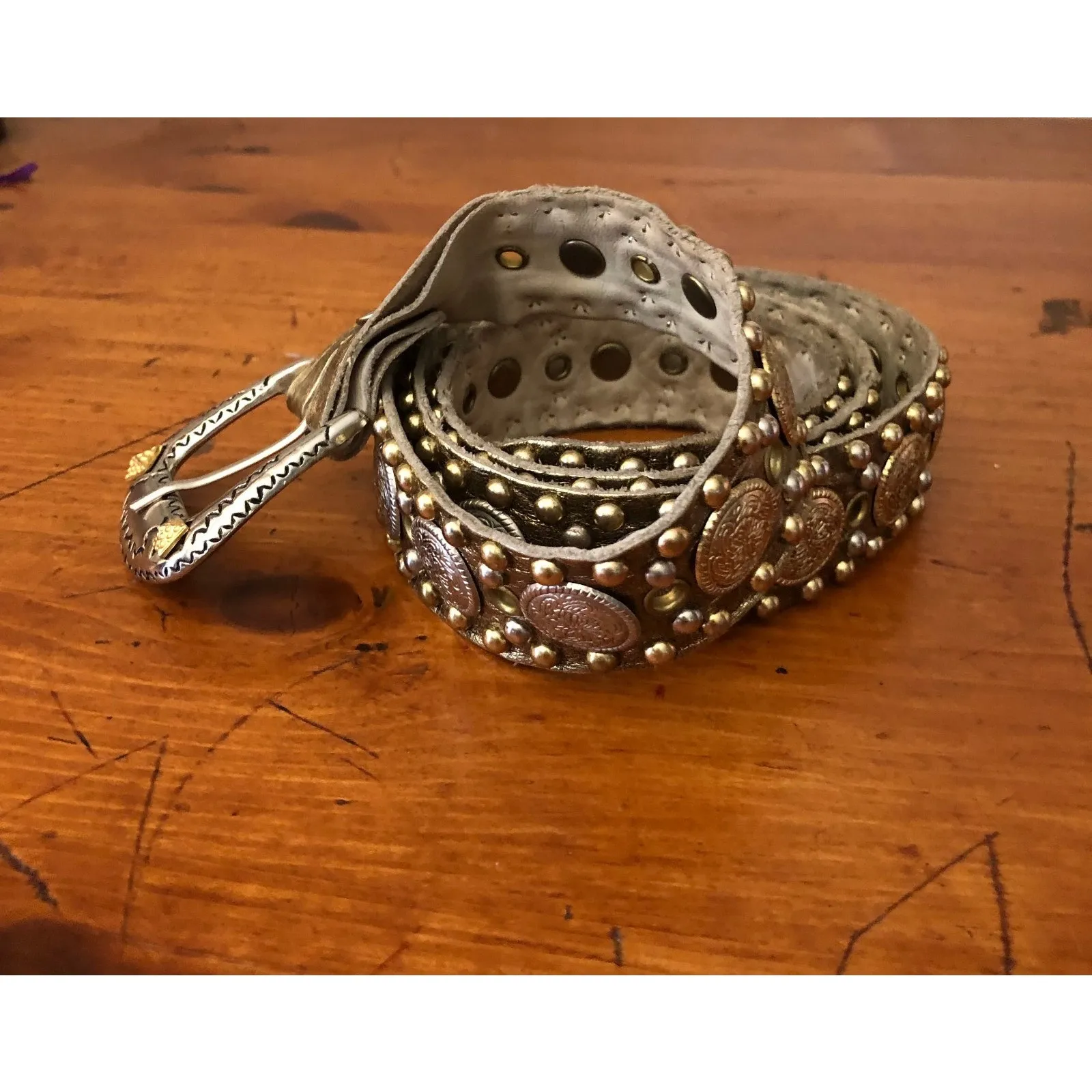 Sandcastle New York Rock n Roll Studded Leather Belt with Gold Silver Conchos - Image 4