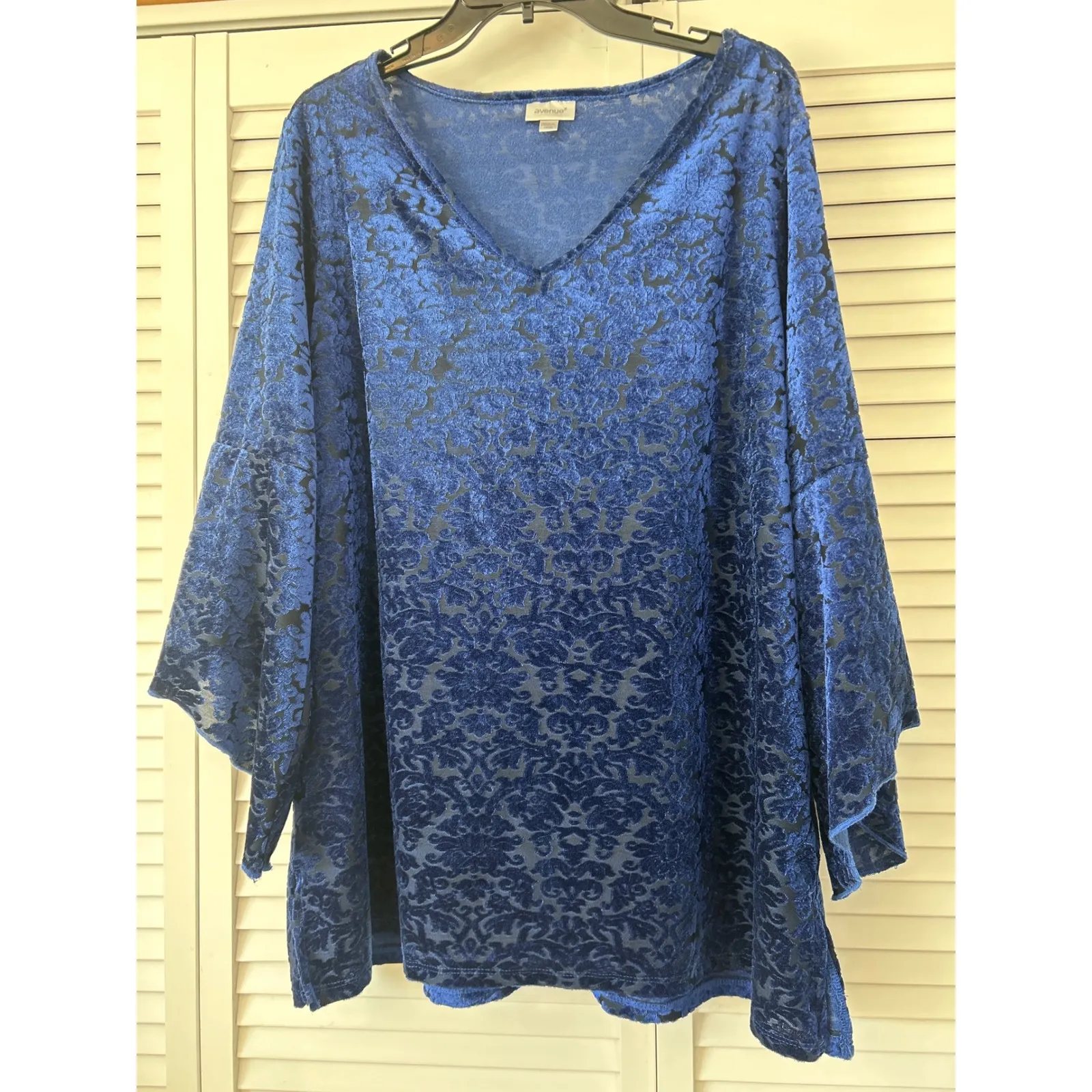 Avenue Royal Blue Burnout Velvet Floral V Neck Long Sleeve Tunic‎ Top Plus 18 20 - Image 2