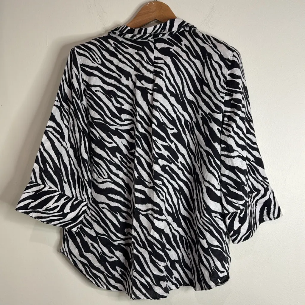 Chico's Zebra Print 3/4 Sleeve Button Down Linen Shirt US size 12 - Image 2