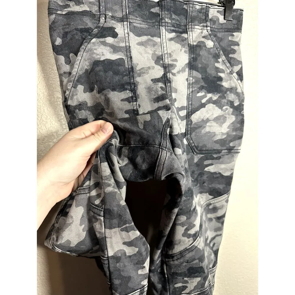 SPANX Black Wash Camo Stretch Twill Cargo Jogger Pant Size Small - Image 4