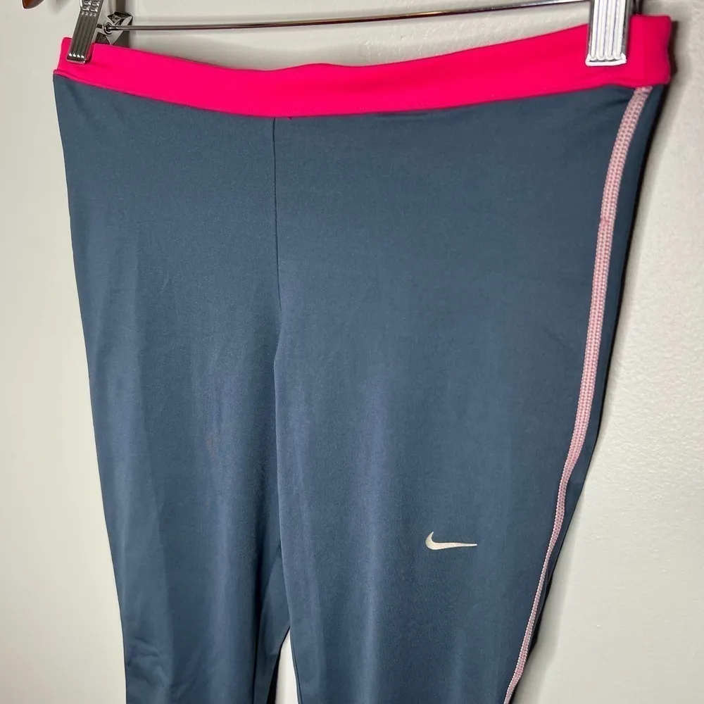 NEW Nike Golf Tour Performance DRI-FIT Cropped Leggings Women's Small Grey Pink - Image 9