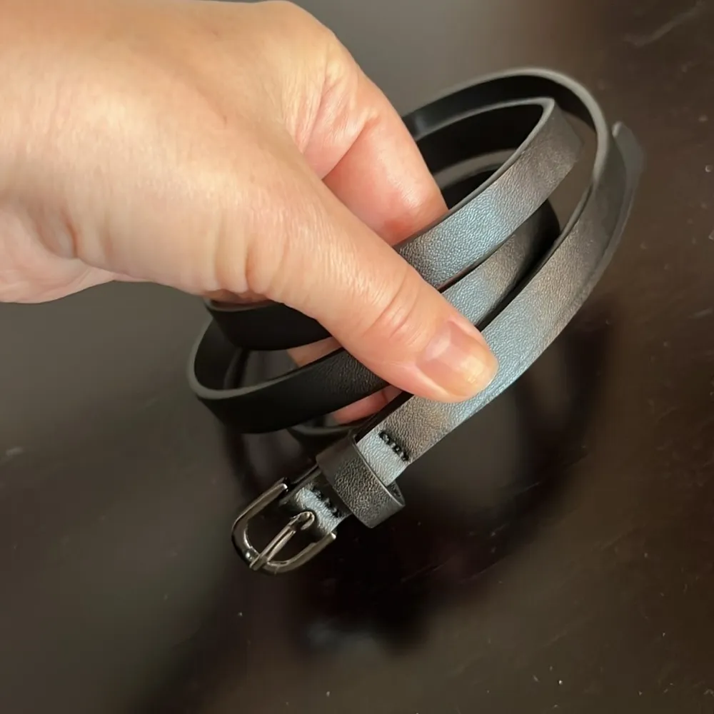 Fabiana Filippi floor length gown, black, layered tulle, Vneck size L Black Size L - Image 9