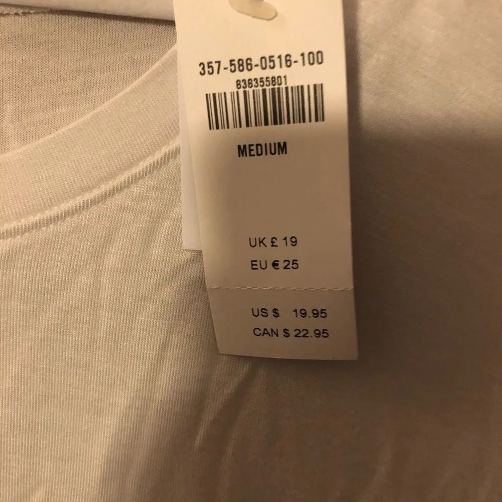 𝅺HOLISTER top - Image 3