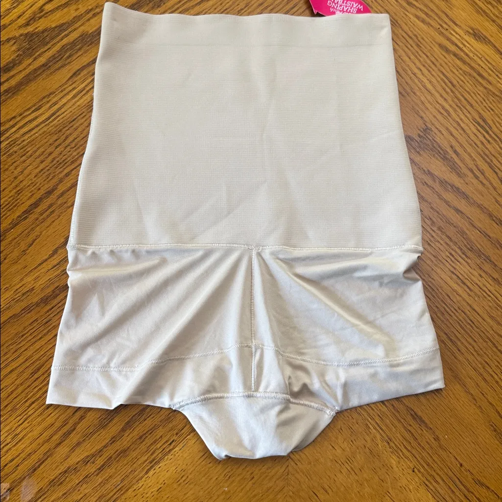 Maidenform Women's Shapewear High Waist Tame Your Tummy Shaping Boyshorts - Image 2