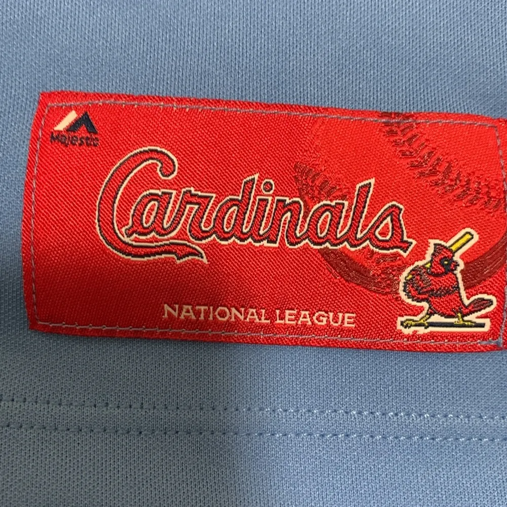 Majestic Cooperstown Collection NWT Cardinals MLB  woman size MEDIUM shirt - Image 7