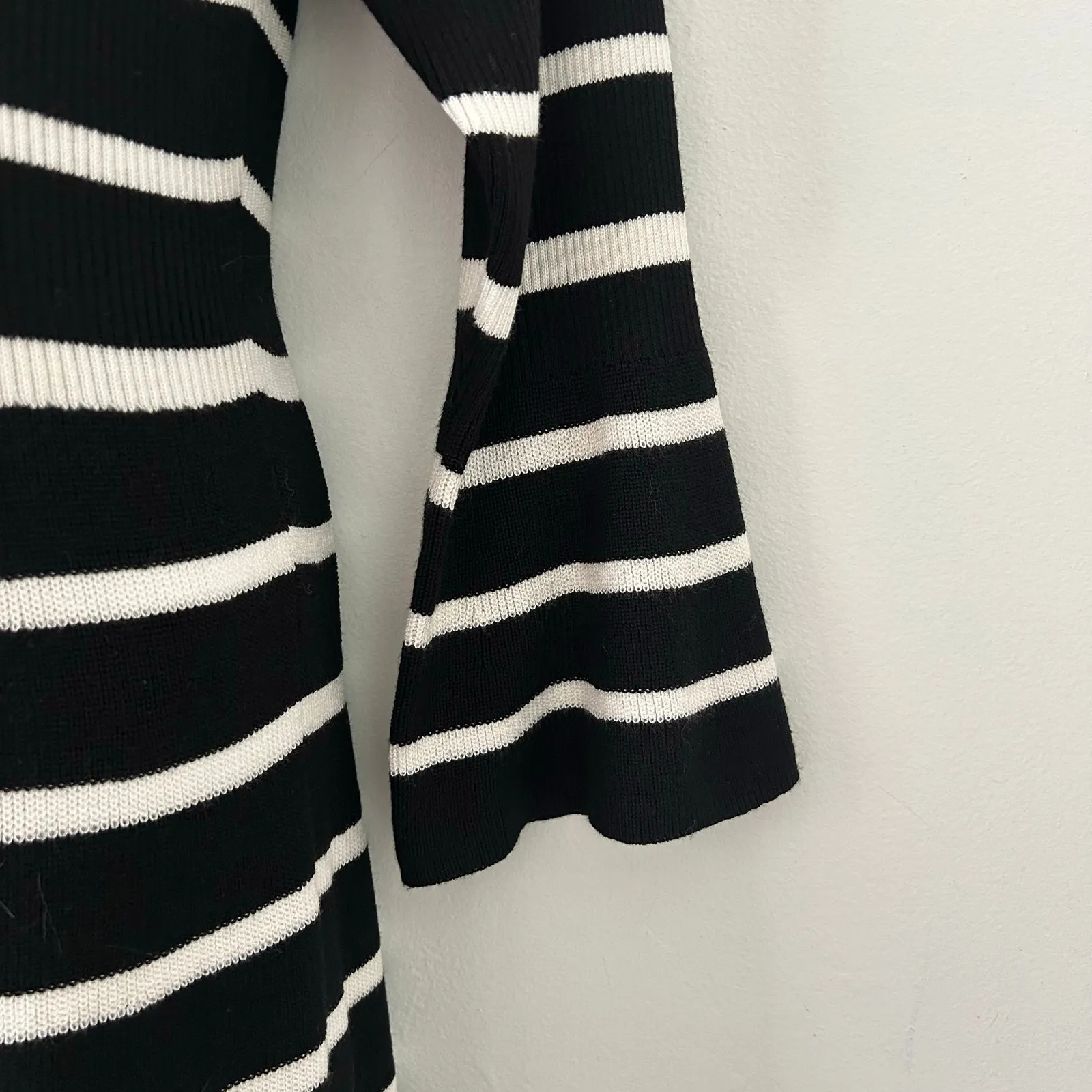 Est 1946 Women's Striped 3/4 Bell Sleeve Black White Sweater Dress M Medium NWOT - Image 5