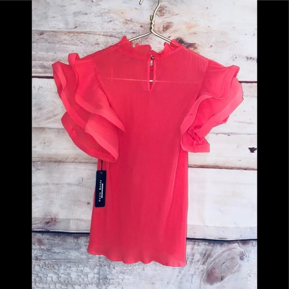 Haute Monde Ruffle Top sz L NWT! - Image 2