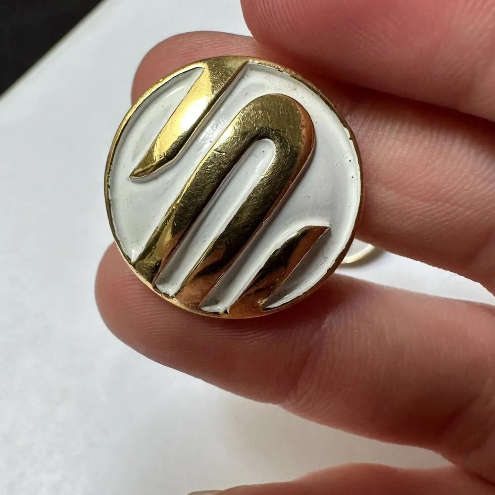 Vintage Crown Trifari White Enamel Gold  Tone Round Clip On Earrings Signed - Image 2