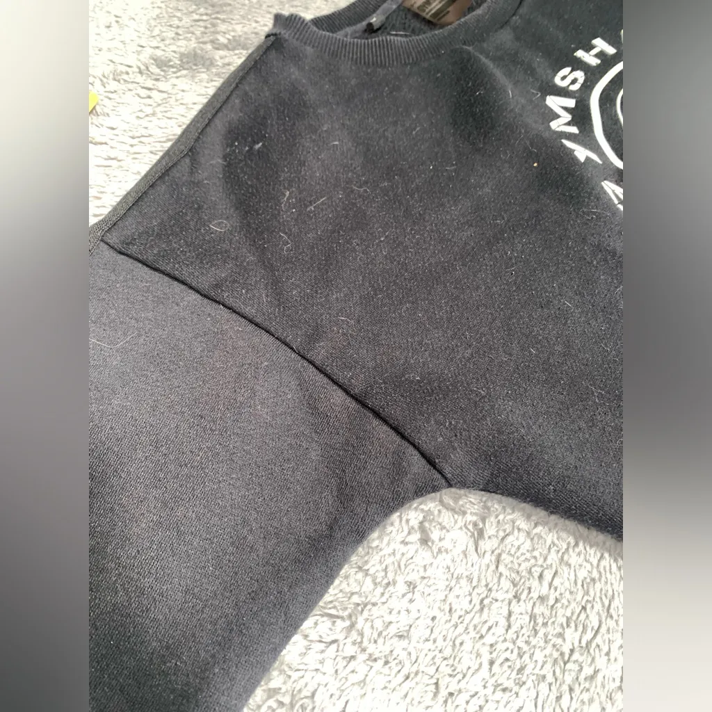 Gymshark Black Cropped Sweatshirt small - Image 7