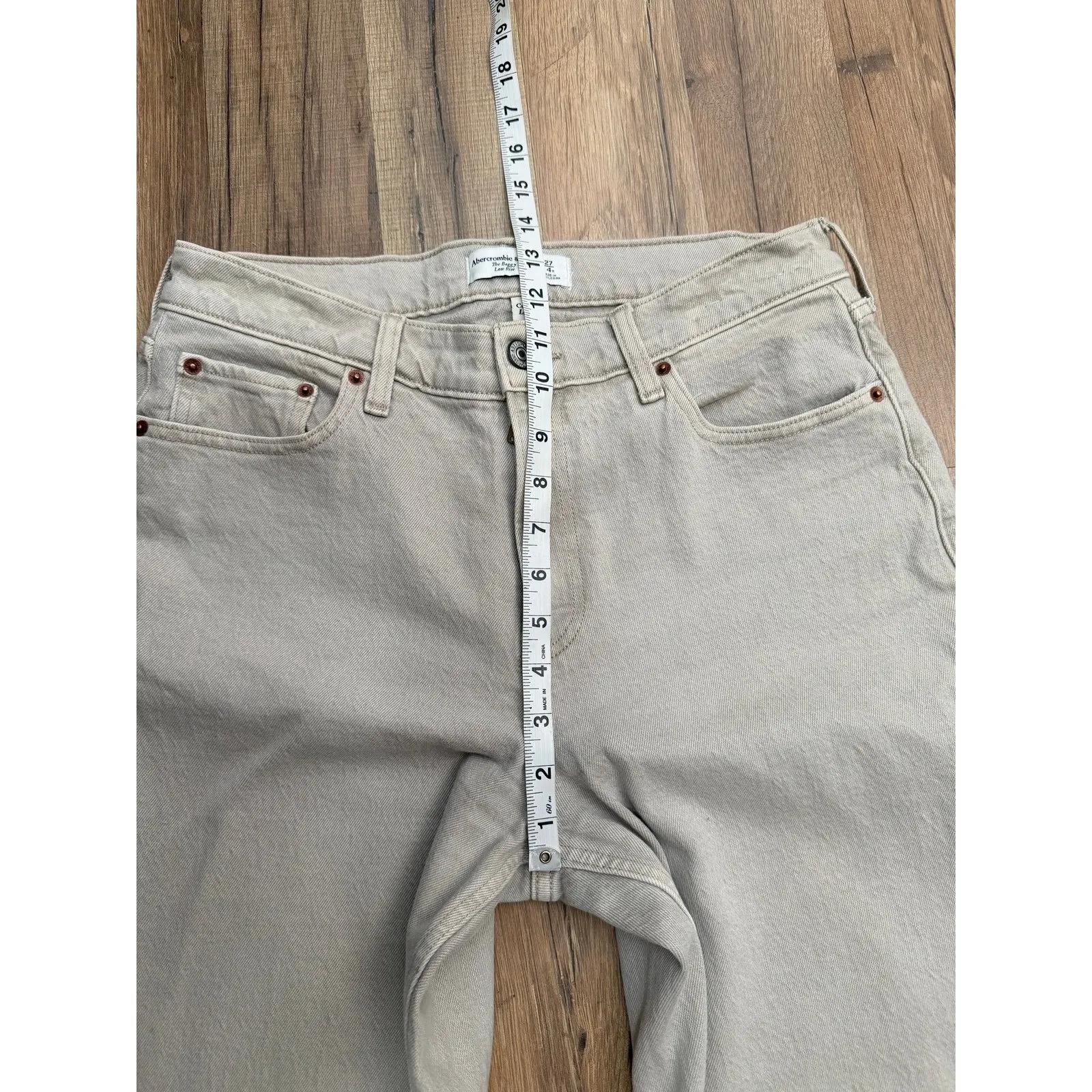 Abercrombie & Fitch The Baggy Low Rise Beige Jeans Women's 27/4R - Image 9