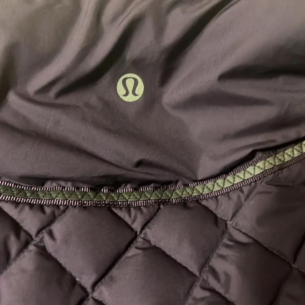 LULULEMON Fluff Off Down Vest - Deep Zinfandel Purple size 4 - Image 5