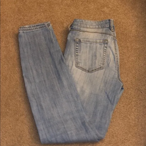 Bullhead Jeans Size 24 - Image 2