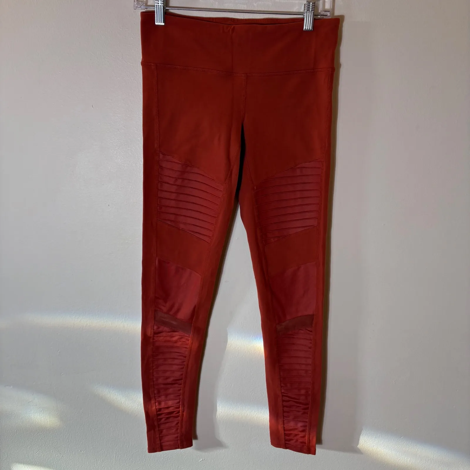 Alo Yoga High-Waist Moto Leggings Rust Orange Size Medium - Image 2