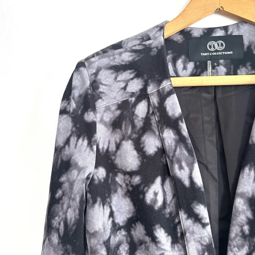 Tart Collections Small Black / White Blazer small - Image 2