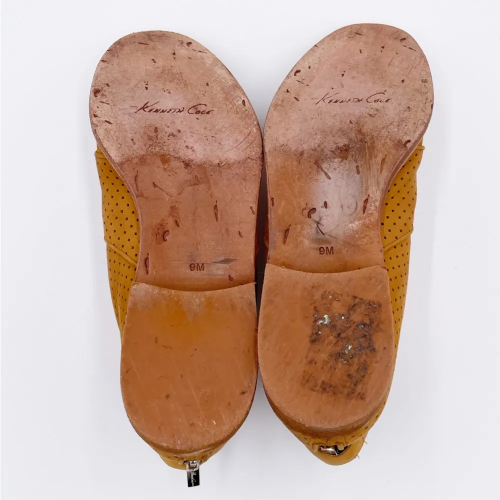 Kenneth Cole Smith 2 Perforated Leather Ankle Boot Women's Size 9 Western Boho - Image 9