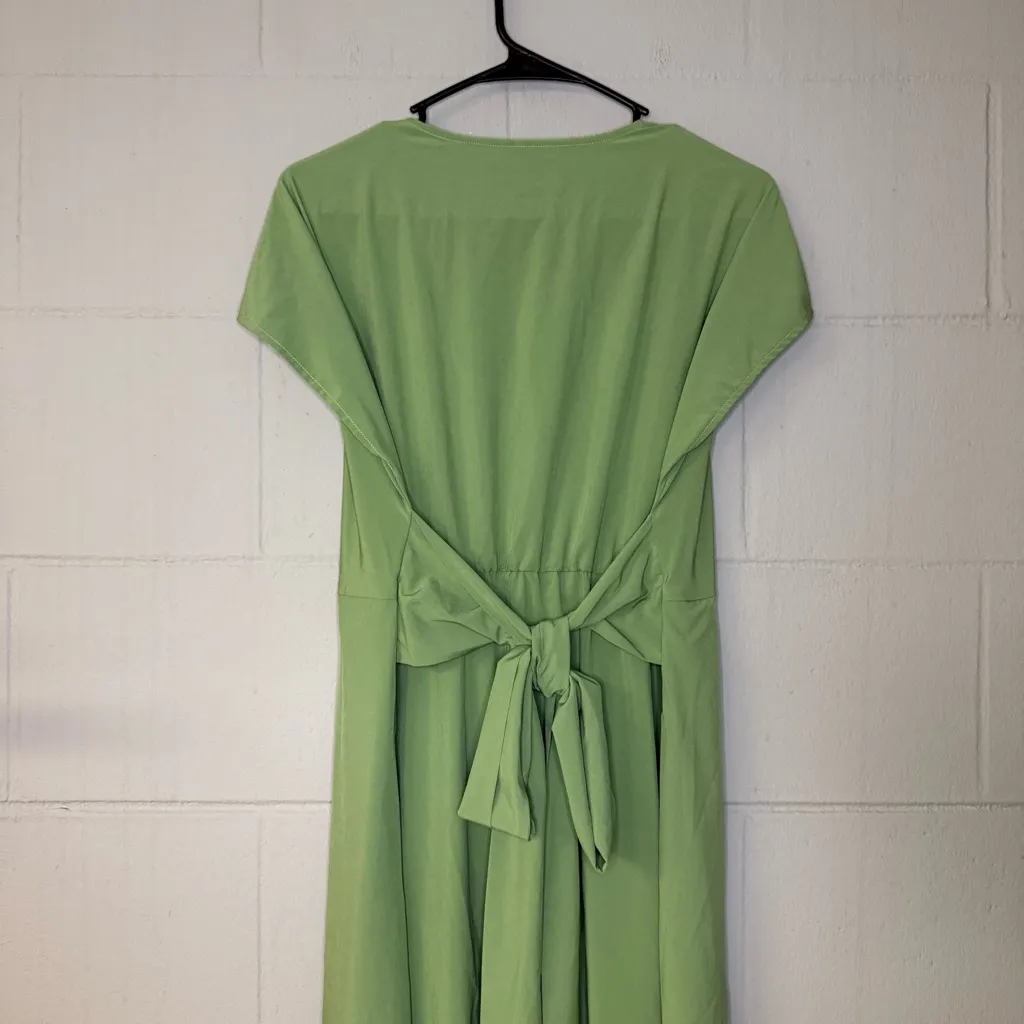Halara V Neck Short Sleeve Pocket Tie Back Quick Dry Midi Casual Dress Green Lrg - Image 8