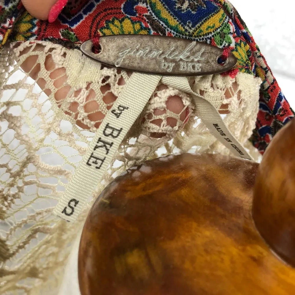 Gimmicks by BKE Boho Embroidered Crochet Lace Top - Image 5