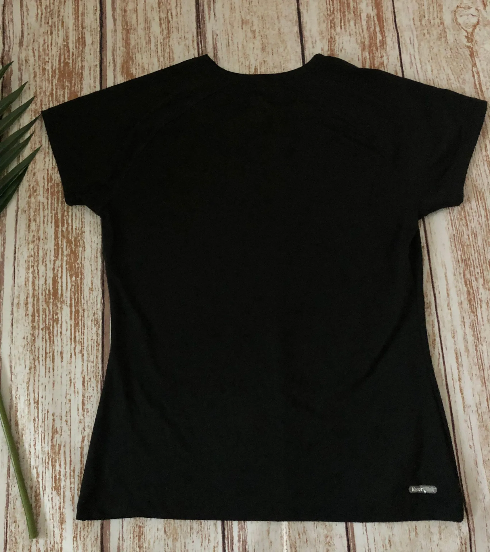 New North Face Short Sleeve T-Shirt Size Small - Image 2