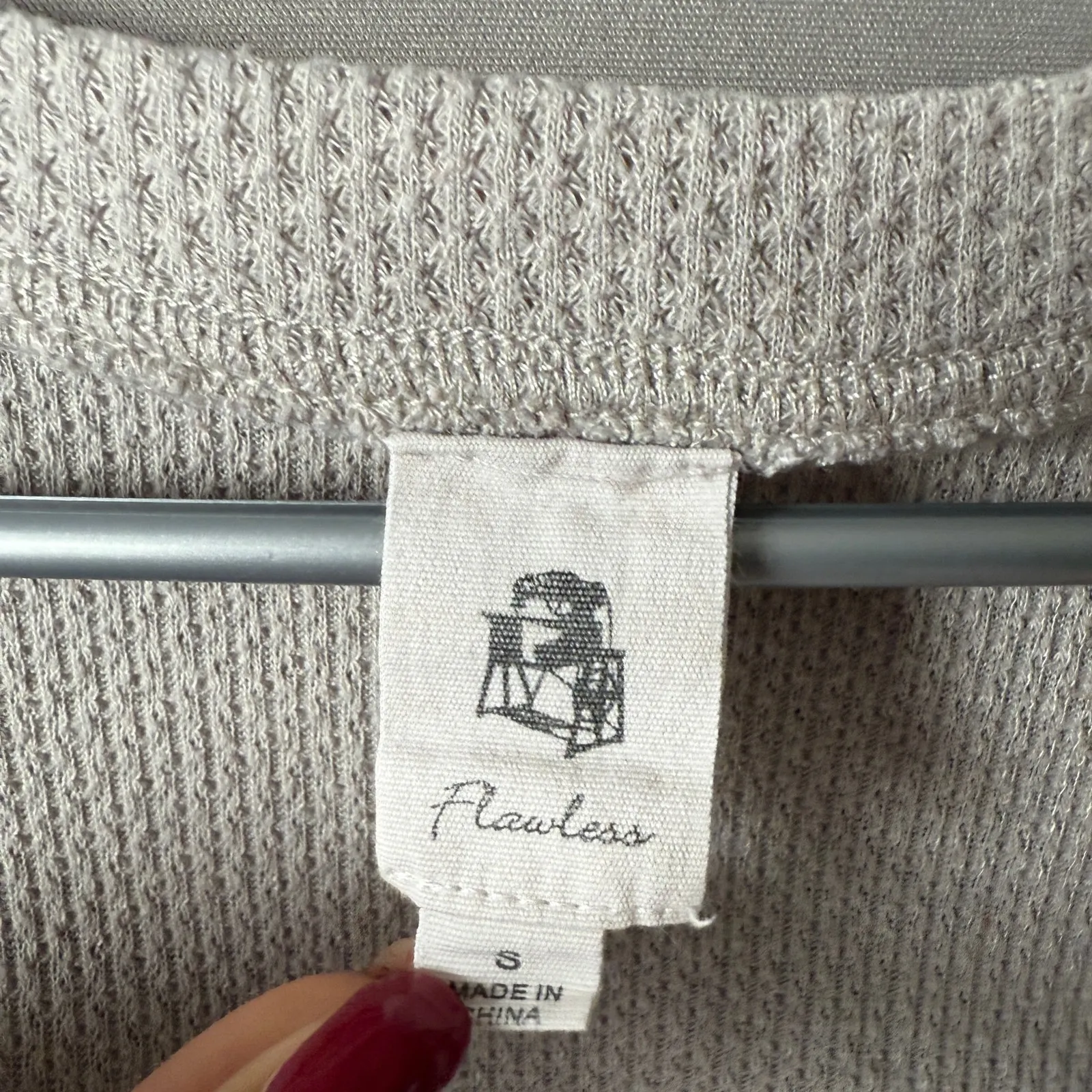 Flawless sz S‎ gray button-down top - Image 5