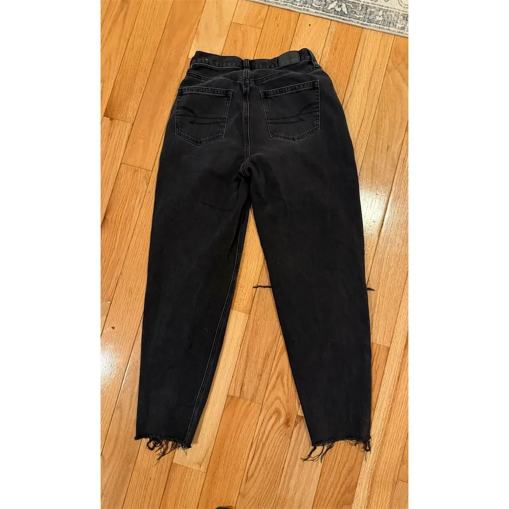 American Eagle Women's Relaxed Mom Jeans Size 0 Black Distressed Denim - Image 7