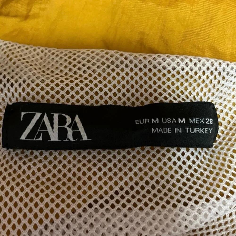 Zara Yellow Zip Up High Neck Pockets Hooded Hoodie Windbreaker Anorak Jacket M - Image 3