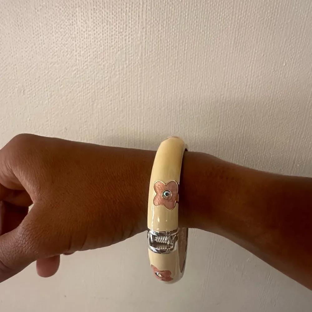 Bracelet ivory , pink flowers romantic, cottage feminine,prairie,victorian - Image 4