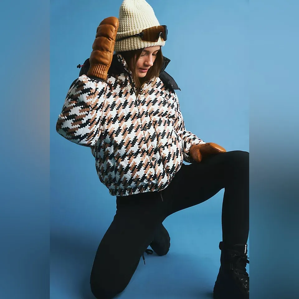 Perfect Moment Puffer II houndstooth down ski jacket tan black white size XL - Image 16