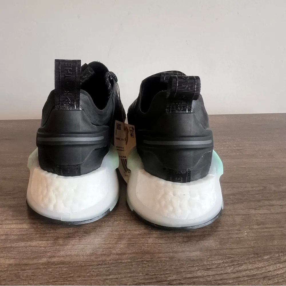 Adidas NMD_V1 Shoe Size 7 Youth or Women’s 9 #1111A - Image 4