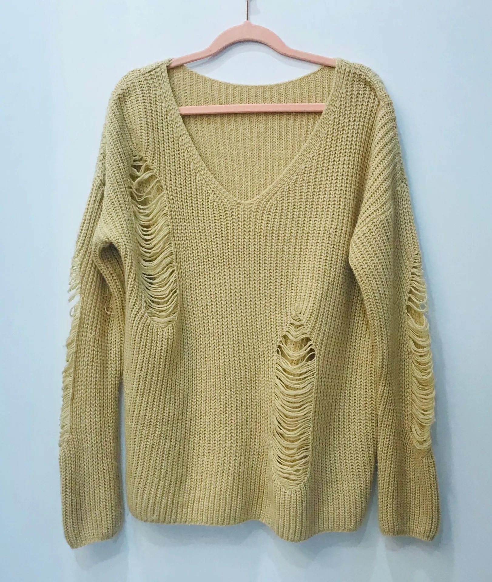 Boutique Oversized tan Hole Sweater sz Small. - Image 2