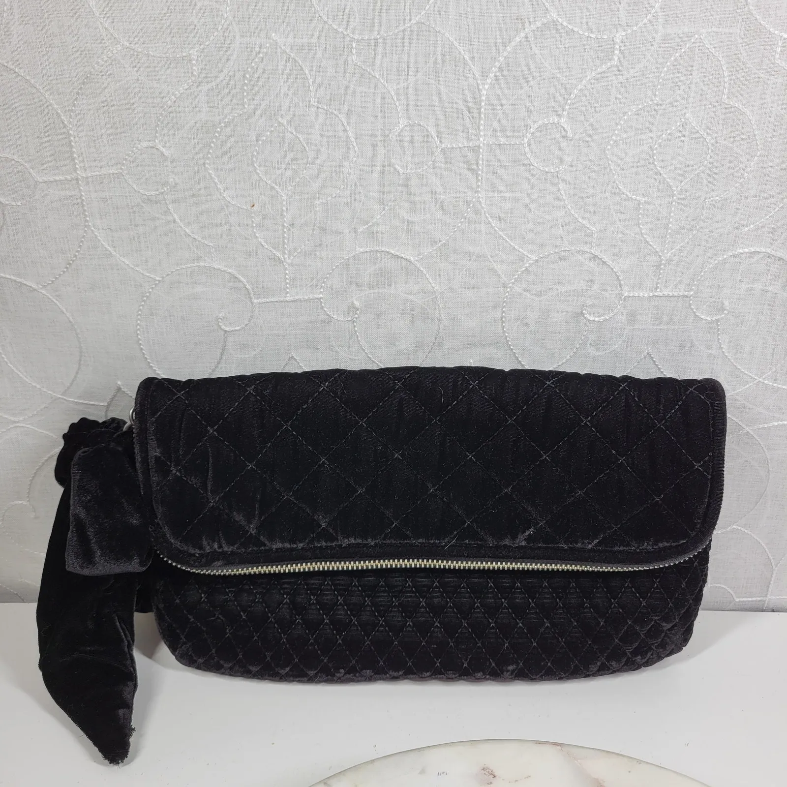 Juicy Couture Black Velvet Fold Over Clutch Quilted Rhinestone Bow Zipper Y2K - Image 6
