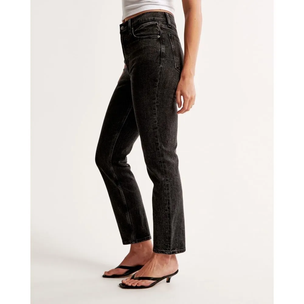 ✨Abercrombie & Fitch High Rise Mom Black Sz 26/2 Jeans✨ - Image 4