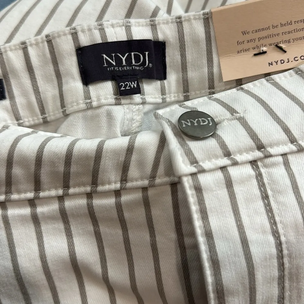 NWT NYDJ Marilyn Cuffed Crop Straight Leg Jeans (Pink Dusk)  18W, - Image 6