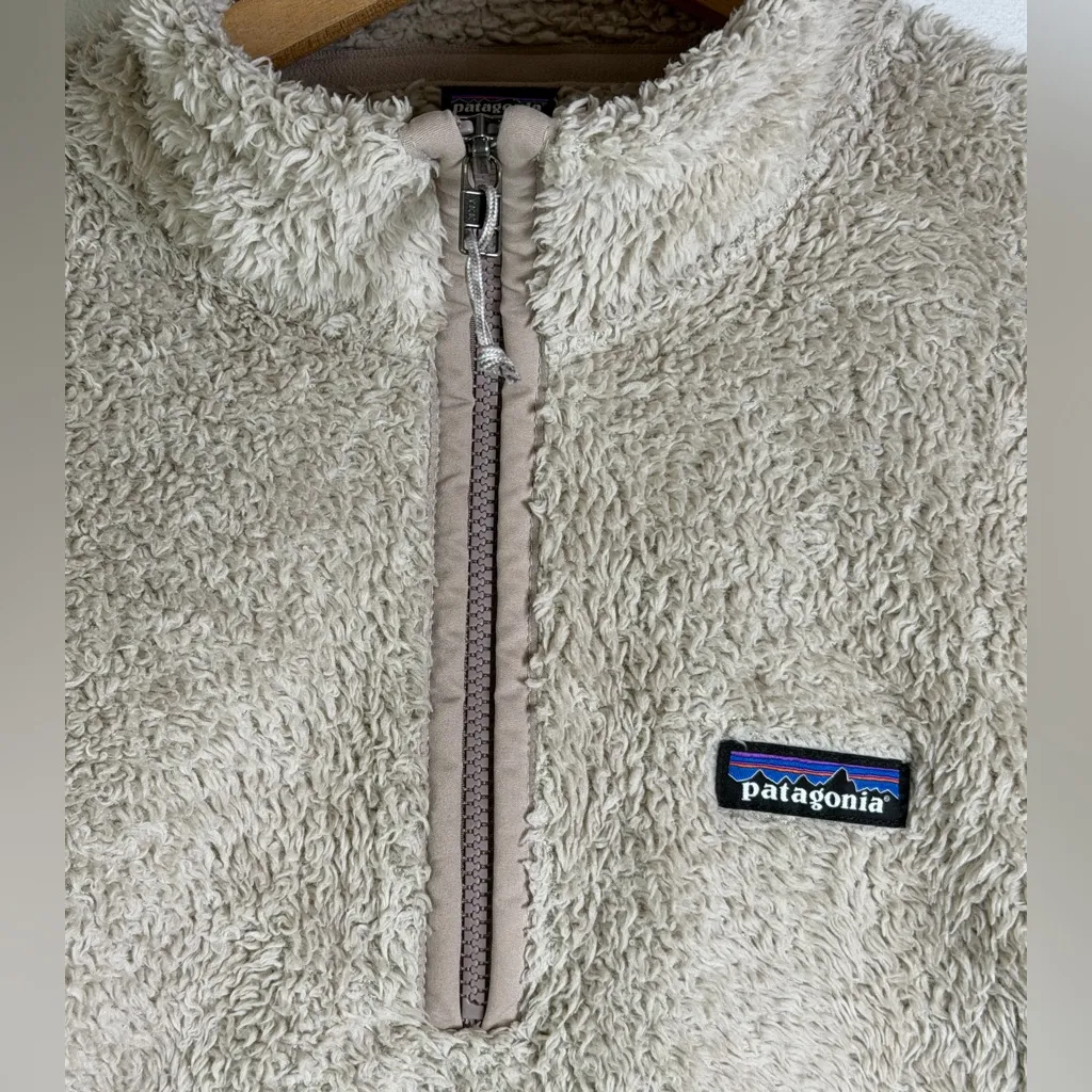 Patagonia Women Retro Pile Fleece Pullover Sz M Taupe 1/4 Zip Sz M *flawed* - Image 2