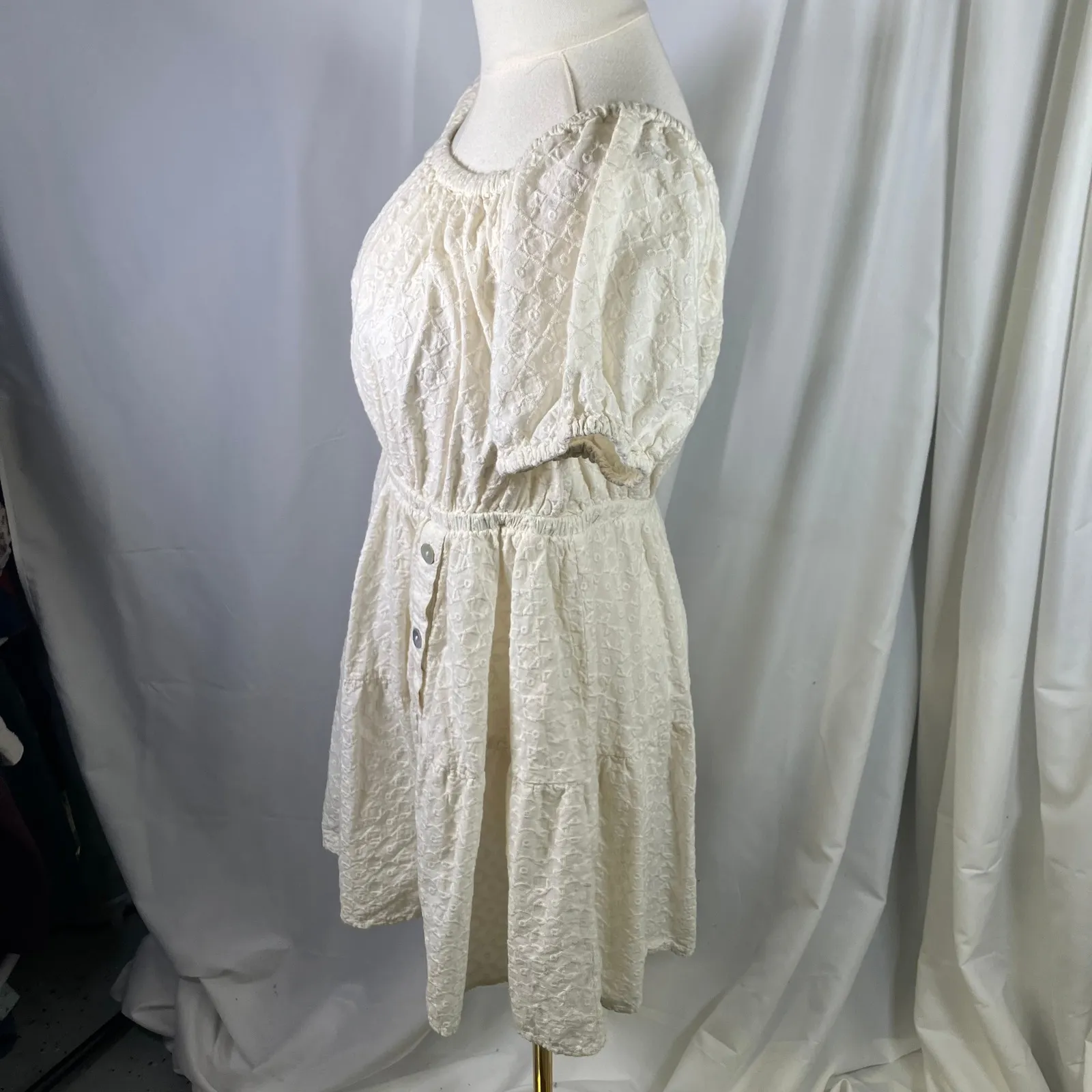 Shyanne Women's Dress‎ Ivory Floral Eyelet Short Sleeve Tiered Button Bohemian M - Image 7