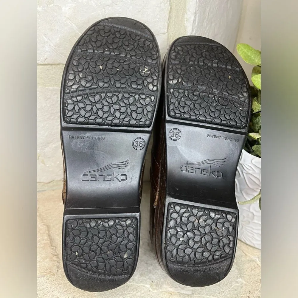 Dansko XP Floral Tooled Leather Brown Clogs Womens Size 5-5.5 / EU 36 - Image 7