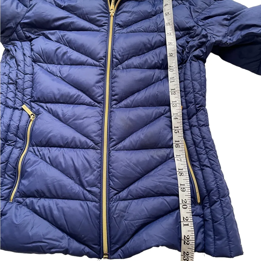Michael Kors  women’s Packable lightweight puffer jacket size M - Image 5