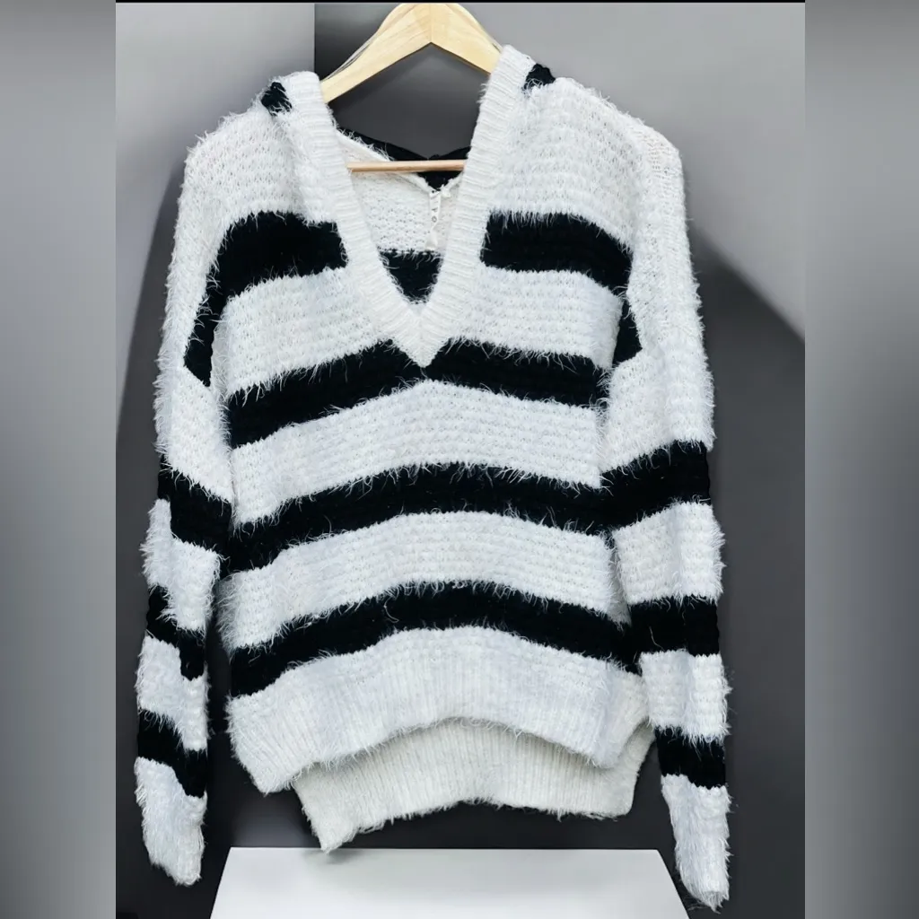 POL Striped Fuzzy Hooded Sweater - Image 2