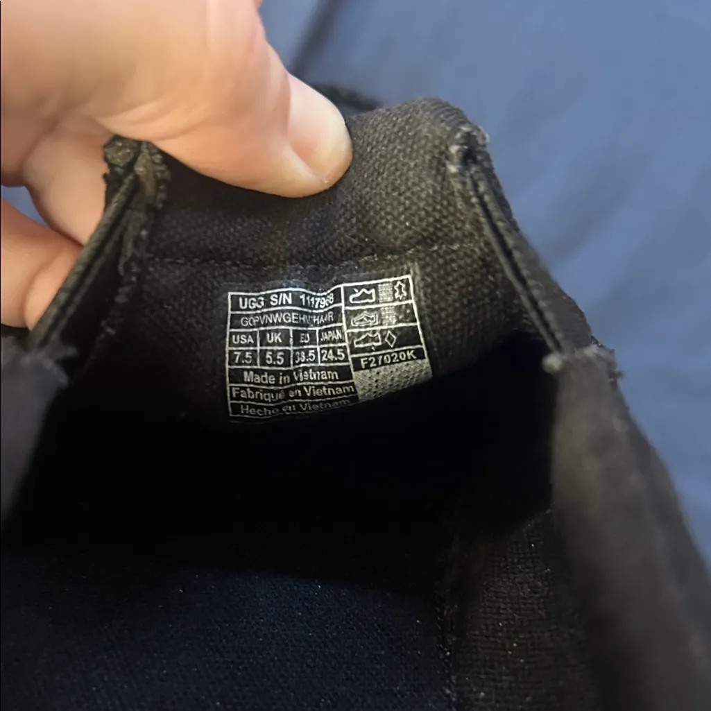 NWOT UGG Black Slip-On Marin  Platform Shoes, Women’s US Size 7.5 - Image 6