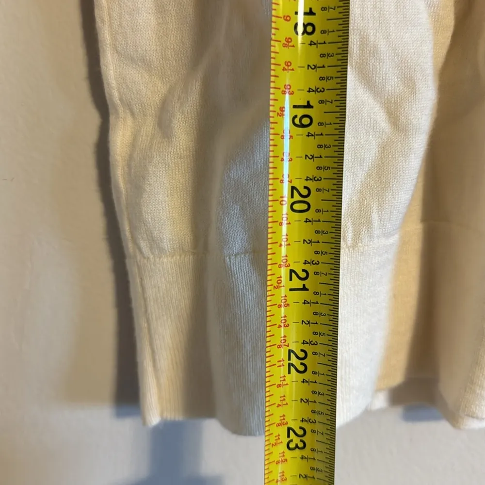 Banana Republic Sweater Off White Striped 100% Extra FIne Merino Wool size S - Image 8