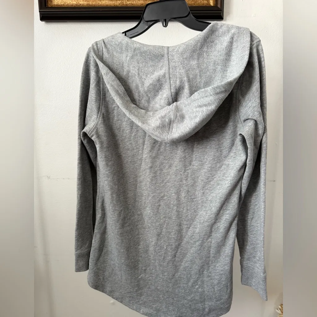 Victoria's Secret Gray Top with Gold Sequin Detail - Image 2