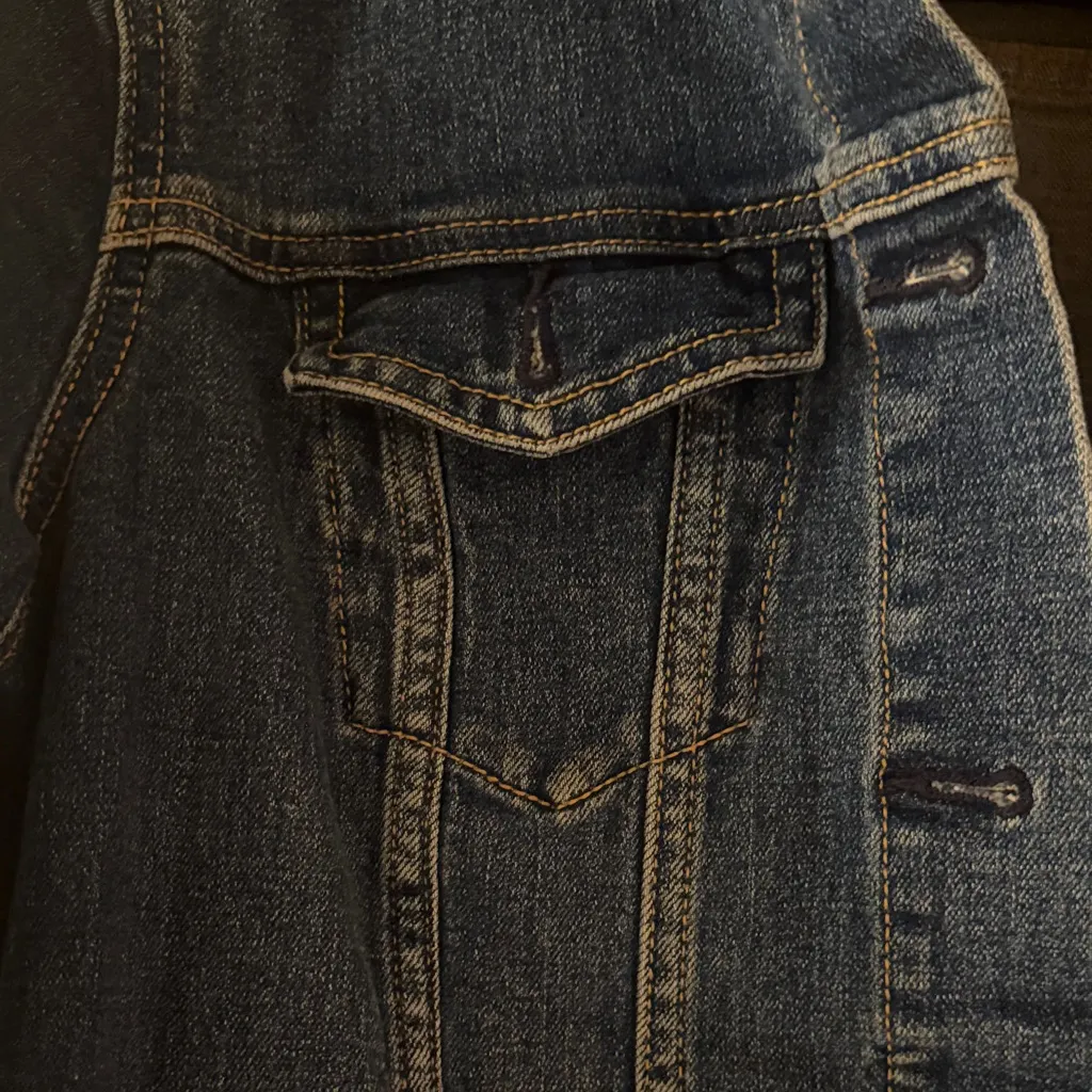 Old Navy Blue Jean Jacket - Image 5