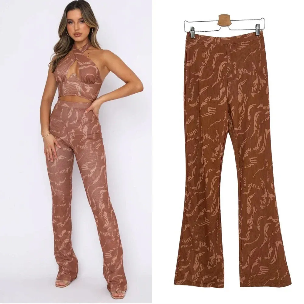 White Fox Boutique Find My Own Way Pants Cappuccino Whirl‎ Print Medium - Image 2