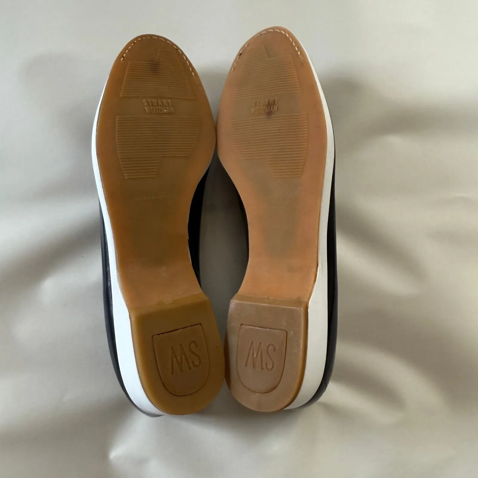 Stuart Weitzman Women Leather Loafers Flats Bow Detail Navy Blue‎ White Trim 10 - Image 4