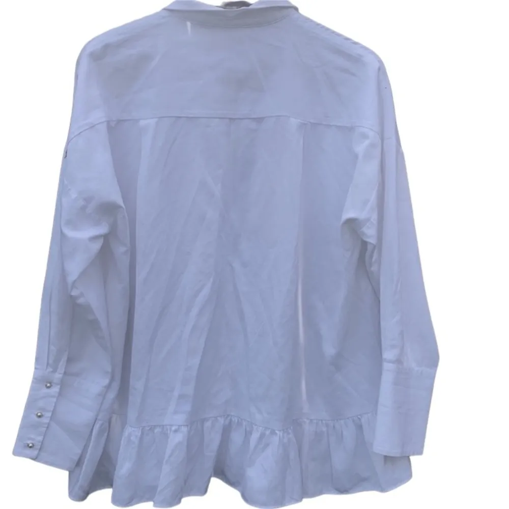Zara women's size medium long sleeved white blouse, ruffle on back - Image 2