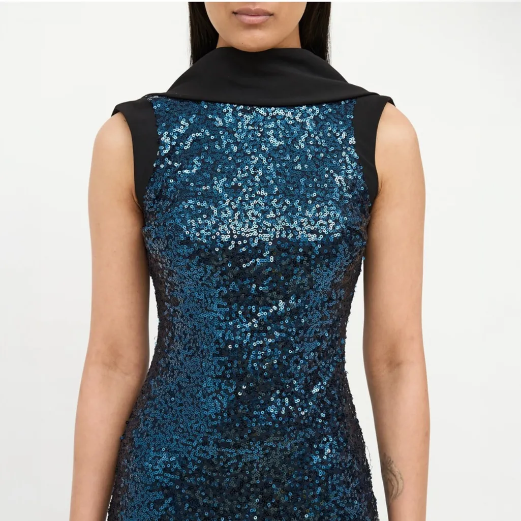 Badgley Mischka Sapphire Sequin Gown Maxi Low Back Dress $770 - Size 6 - Image 4