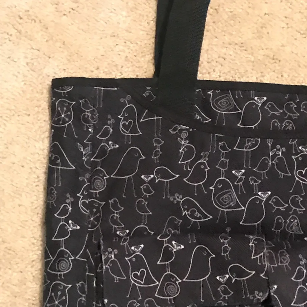 Roxy Black Tote Bag with Bird Pattern - Image 2