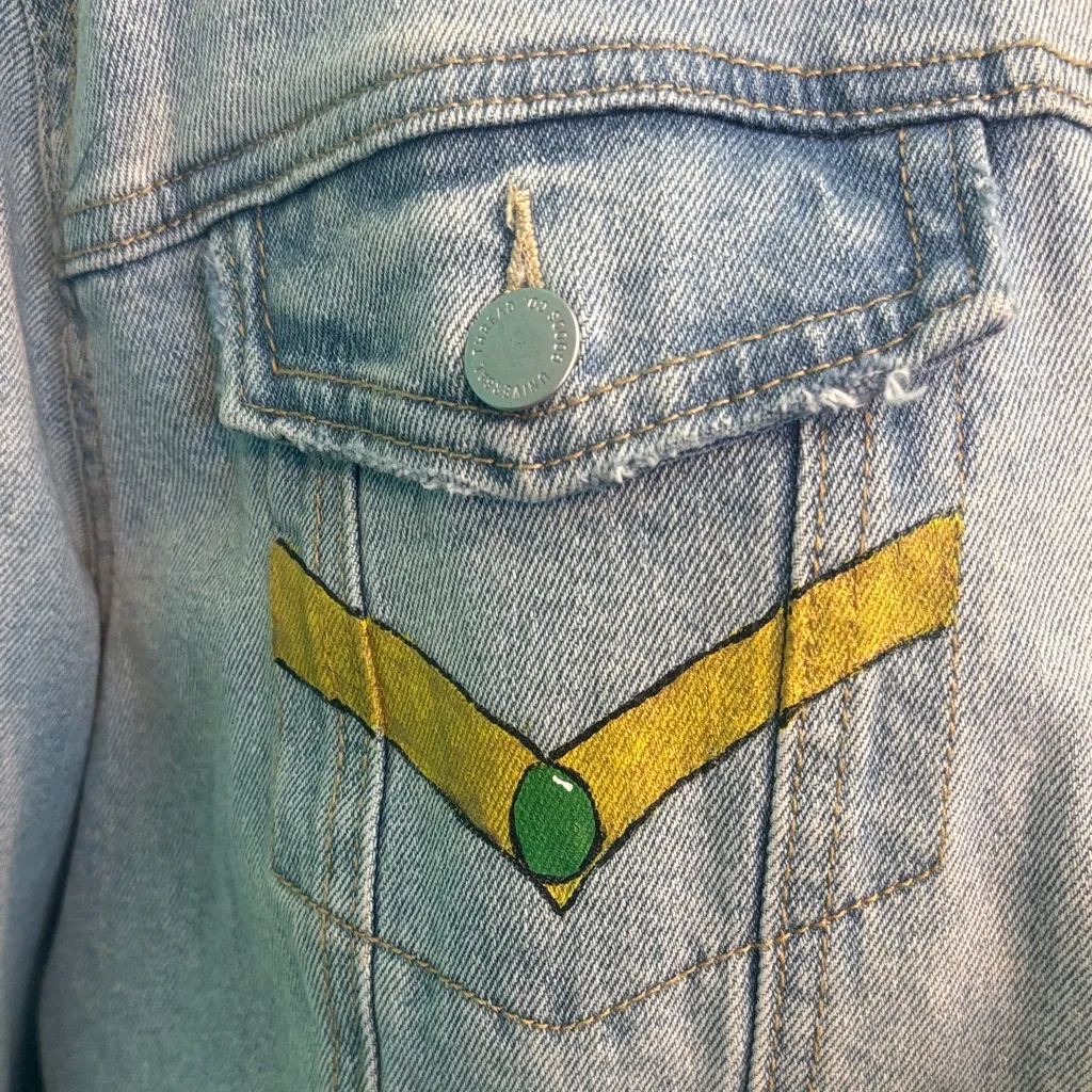 Universal Thread hand painted  Jean Jacket with Sailor Moon design - Image 4