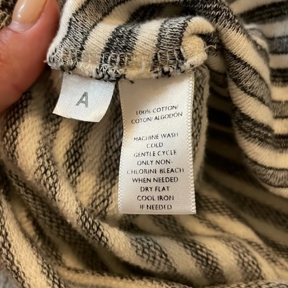 Lou & Grey Gray Striped Crew Neck Pullover Sweater - Image 6